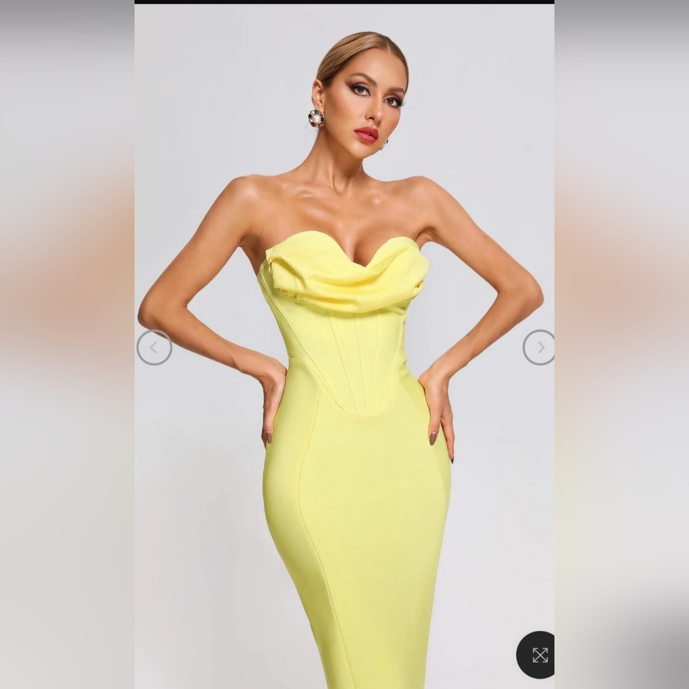 Bella Barnett dress